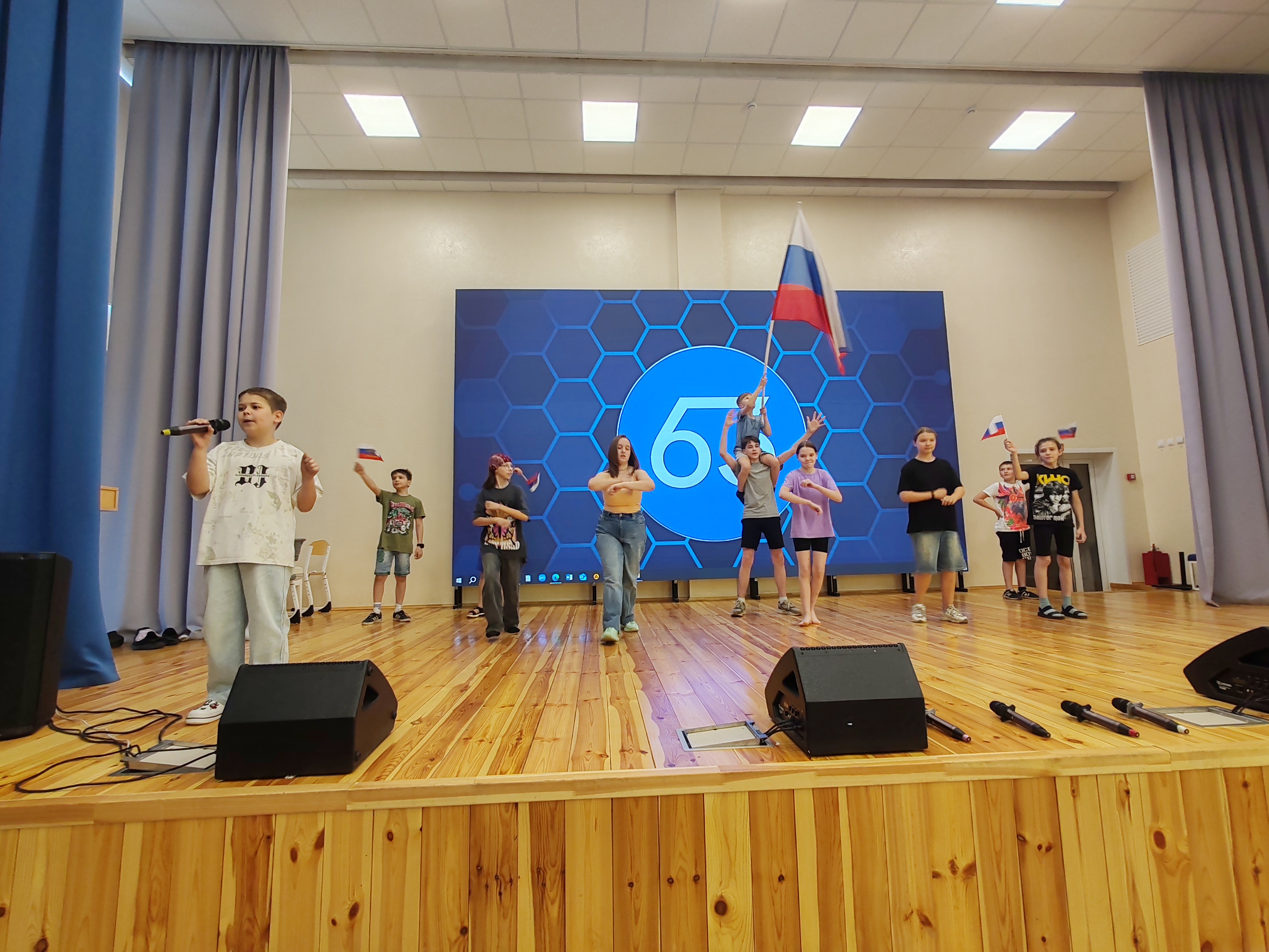 Танцевальный марафон: «Эх, яблочко!».