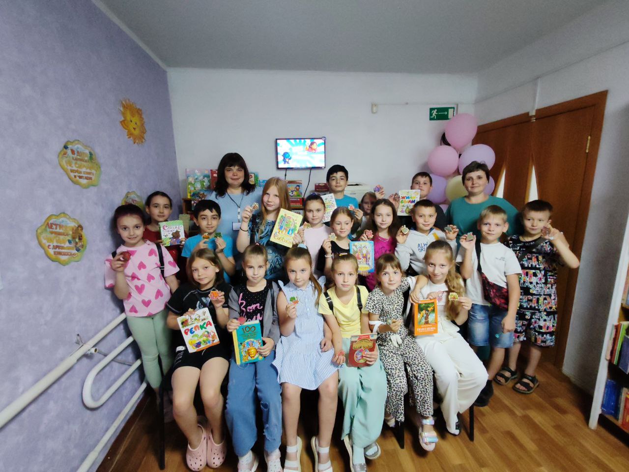 Экскурсия в библиотеку "Солнечная" "Дети против нейросети"..